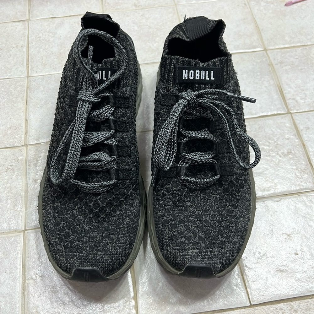 NoBull brand running shoes, size 8.5